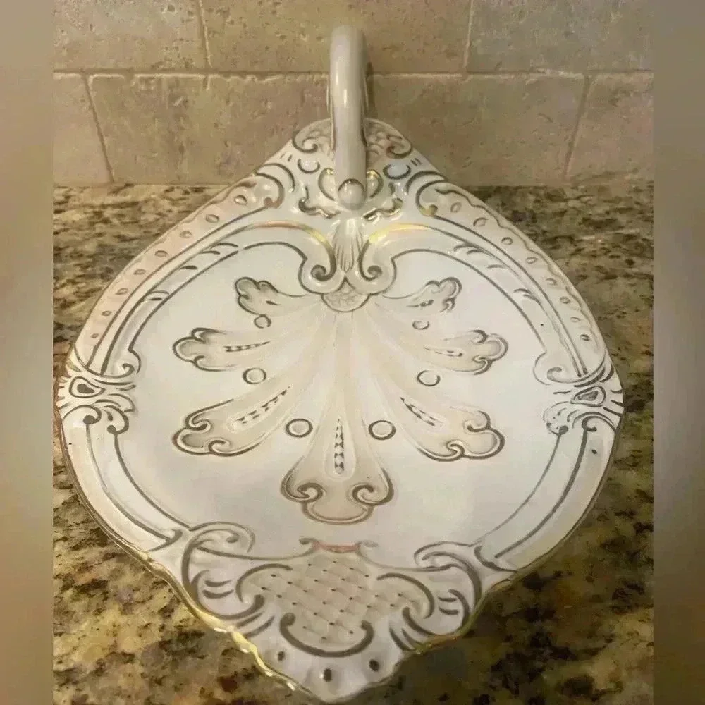 Antique British Earthenware Platter, 19th century